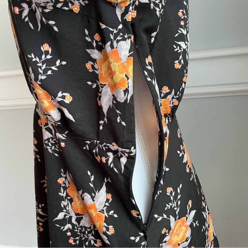Free People Floral Black and Orange Dress Long Sleeves Button Back Side Zip Sz 8 - Picture 14 of 15